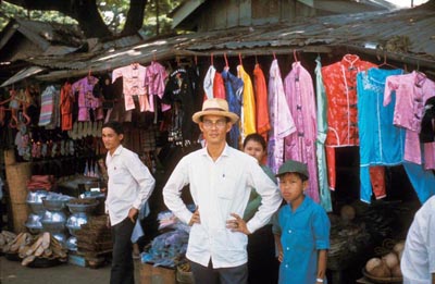 68. Phan Rang: Market Place.